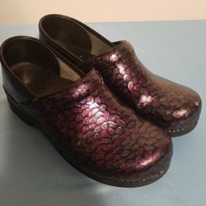 Purple Dansko professional 42 iridescent